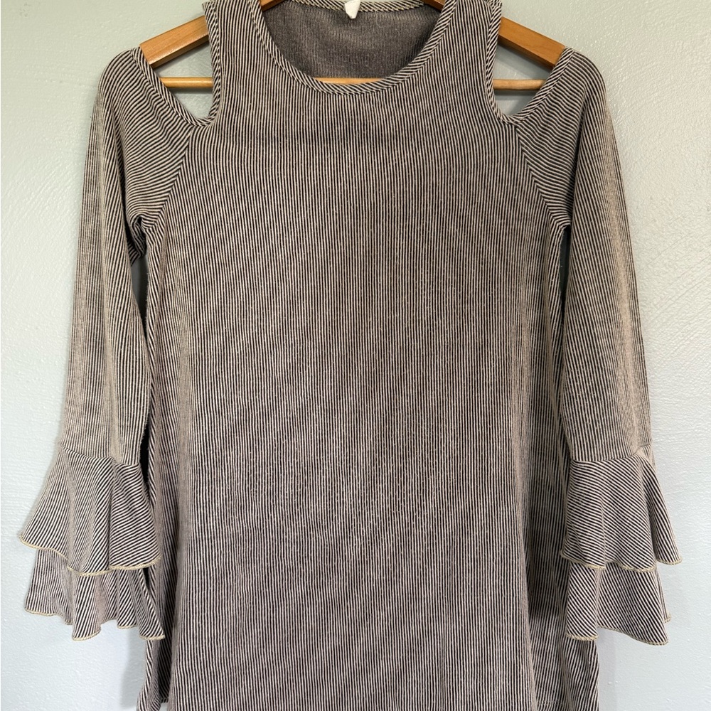 Cold shoulder ruffle sleeve top